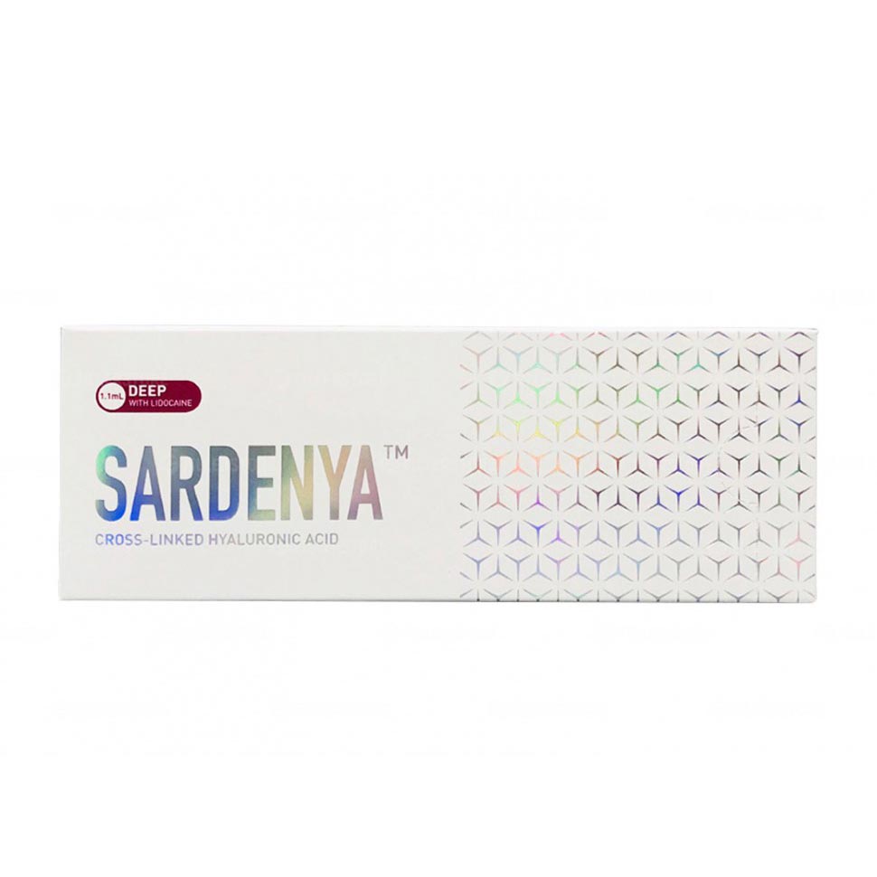 Image depicting a syringe of Sardenya Deep hyaluronic acid filler, certified by EDQM, for smoothing wrinkles and facial contouring, with lidocaine for comfort, lasting 12 to 18 months.